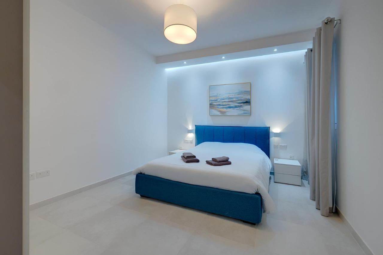 Superlative Apartment With Valletta And Harbour Views Sliema Eksteriør billede