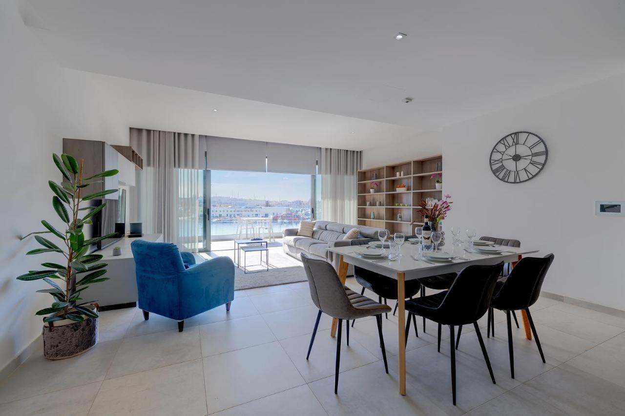Superlative Apartment With Valletta And Harbour Views Sliema Eksteriør billede